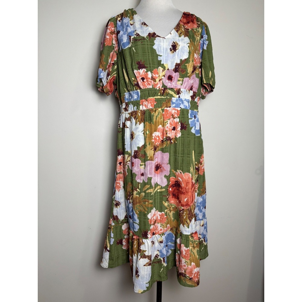 Luxology Floral Smocked Waist V-Neck‎ Midi Dress 1X Casual Travel Wedding Guest